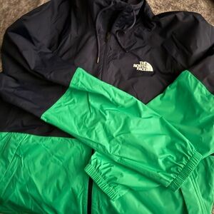 The North Face Men's Black and Green Windbreaker